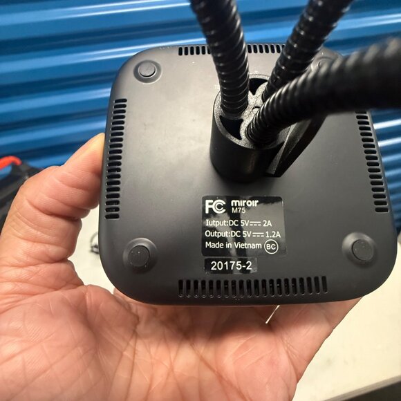 Miroir M75 Portable Mini Projector With Tripod & Cable - Picture 4 of 6